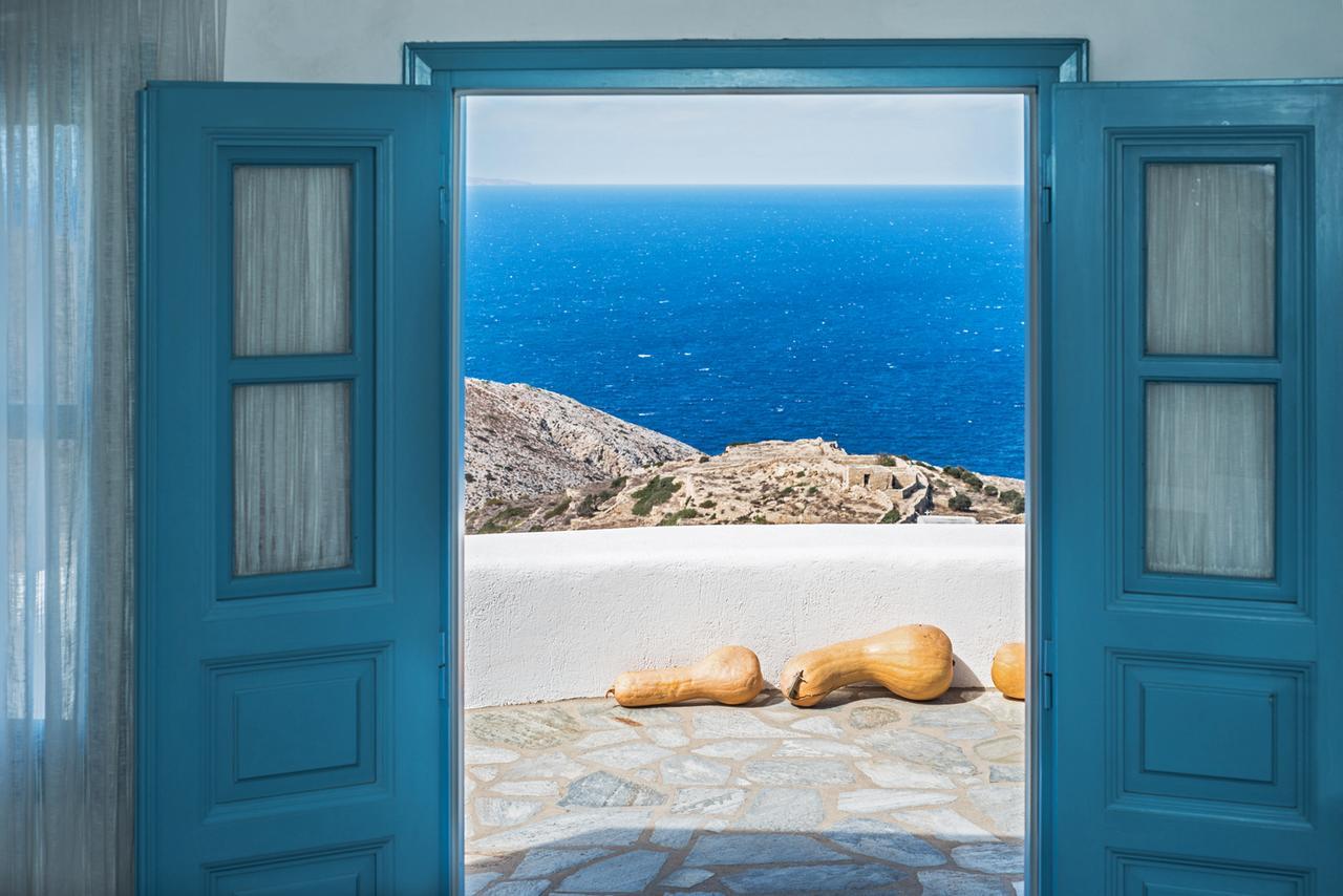 Aeri Aparthotel Folégandros Exteriör bild