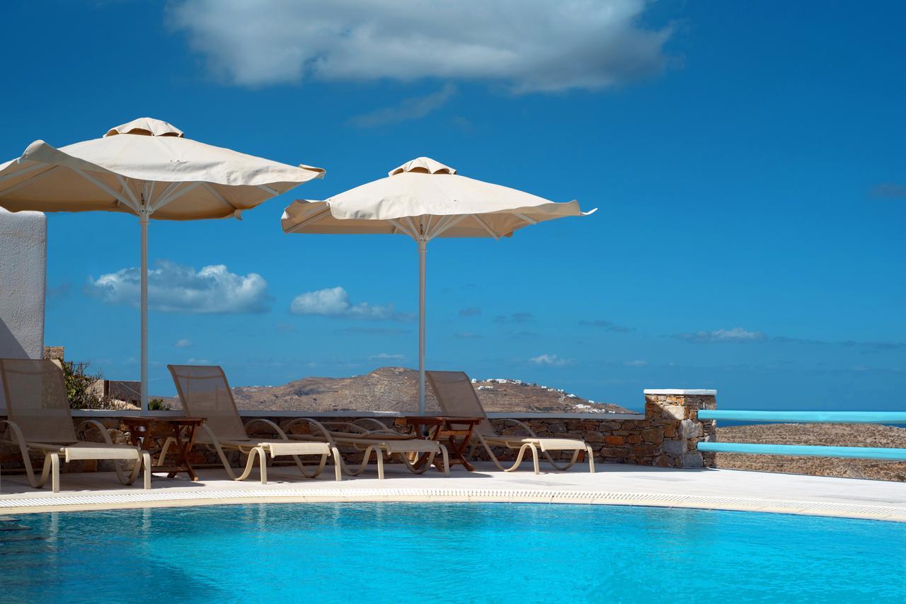 Aeri Aparthotel Folégandros Exteriör bild