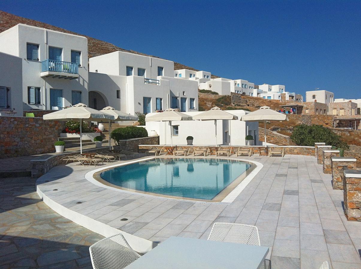 Aeri Aparthotel Folégandros Exteriör bild