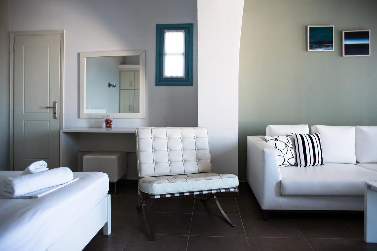 Aeri Aparthotel Folégandros Exteriör bild